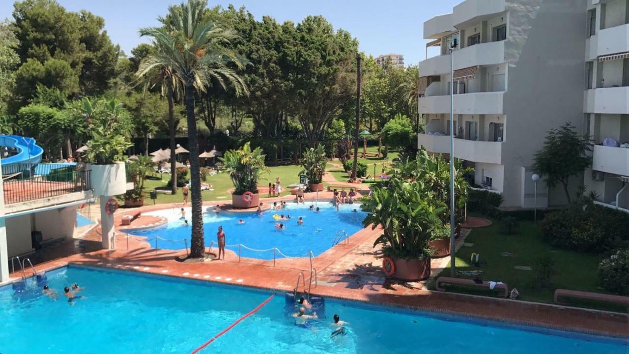 Benalbeach Jr Suite Malaga Bagian luar foto