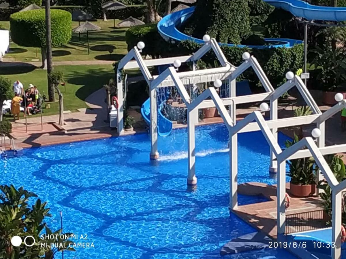 Benalbeach Jr Suite Malaga Bagian luar foto