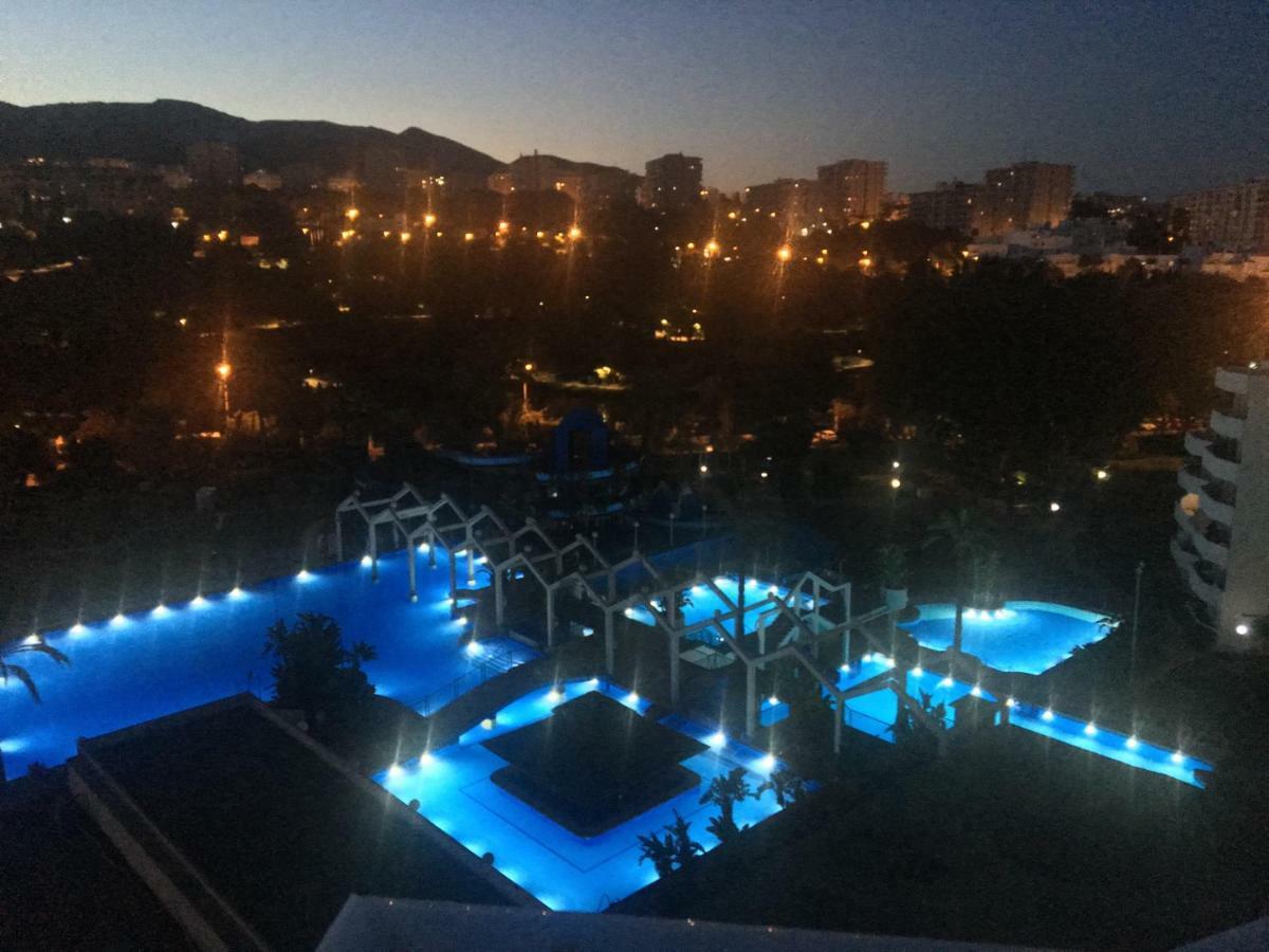 Benalbeach Jr Suite Malaga Bagian luar foto